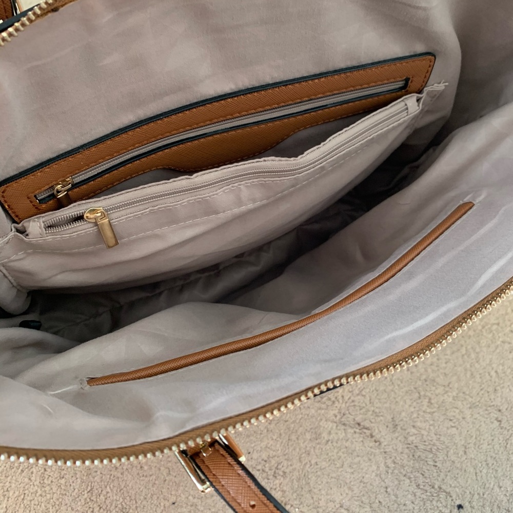 Faux Leather Tote - Picture 6 of 8